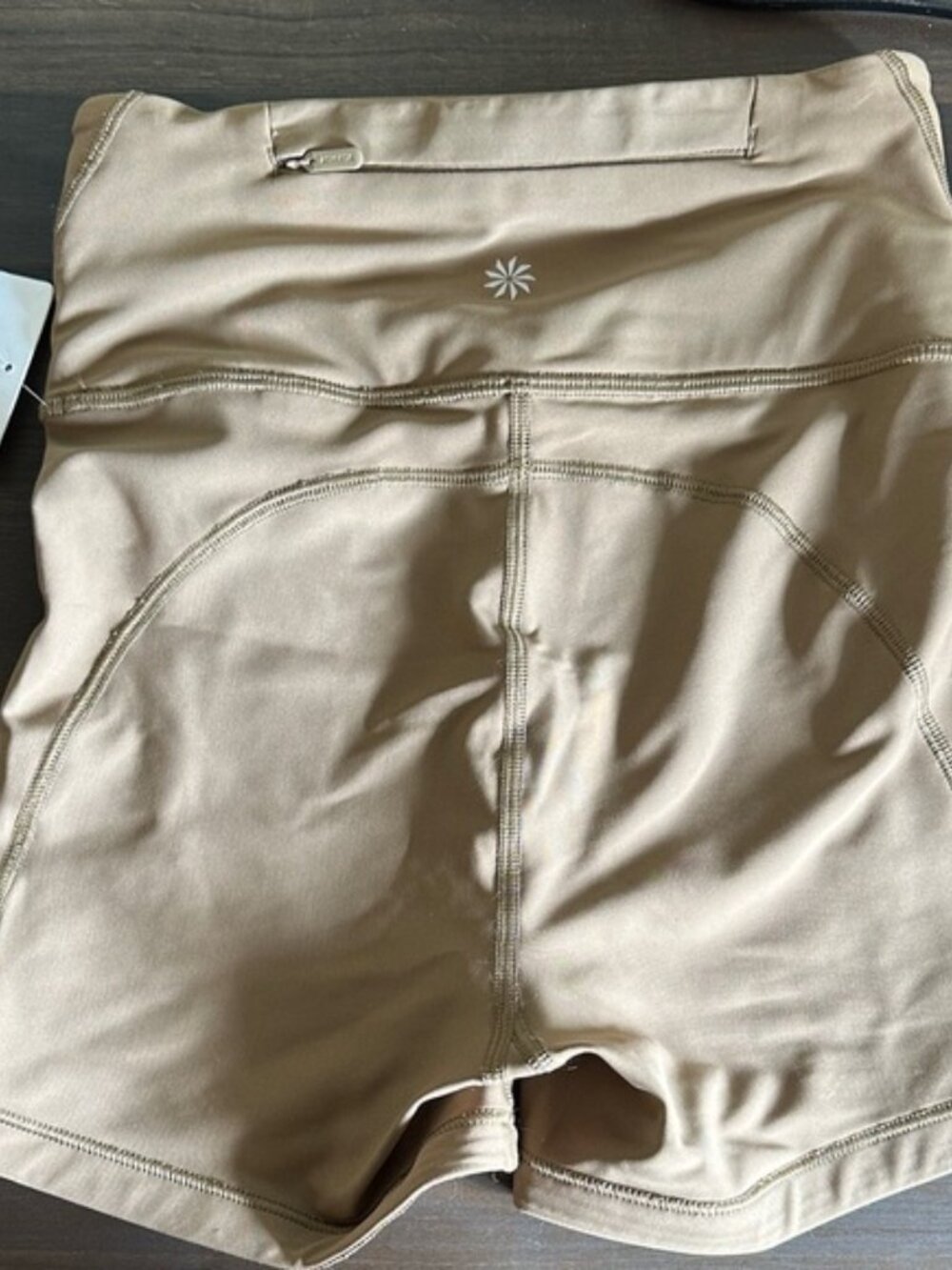 Athleta Pacesetter 4” Shortie View 4